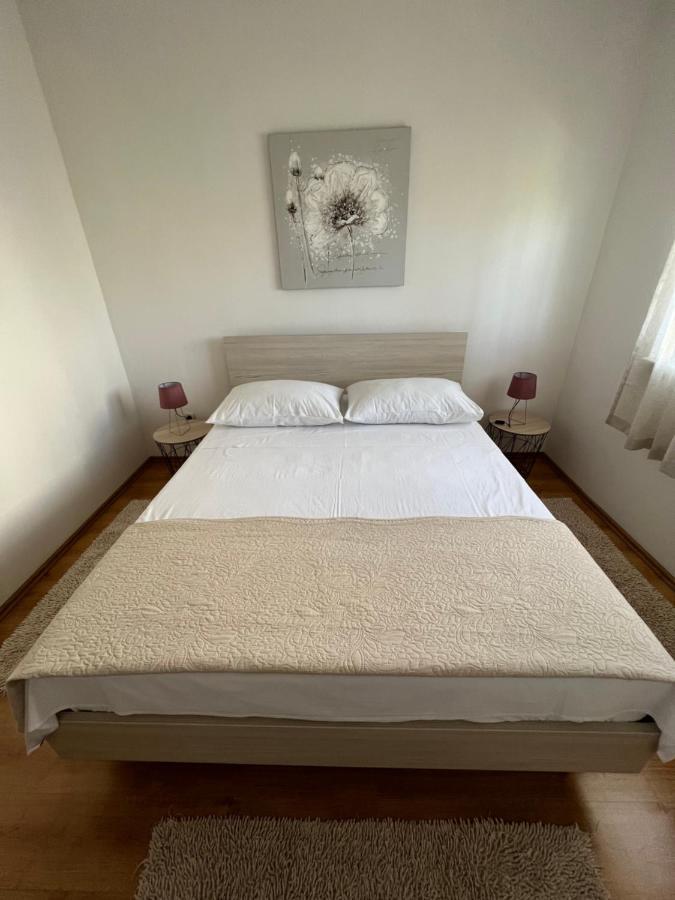 Apartman Burcul Sukošan Exterior foto