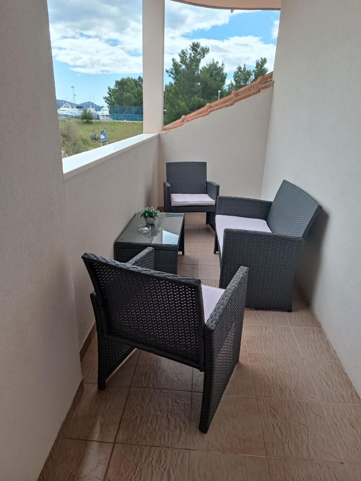 Apartman Burcul Sukošan Exterior foto